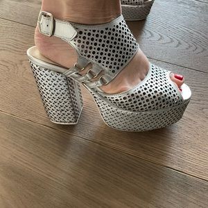 Jeffery Campbell shoes silver platform perforated sz 9